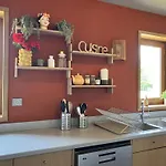 Spacieux A Montbeugny, 14 Pers., Animaux Acceptes - Fr-1-489-593 Holiday home Montbeugny