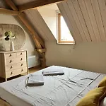 Holiday home Spacieux A Montbeugny, 14 Pers., Animaux Acceptes - Fr-1-489-593 Montbeugny