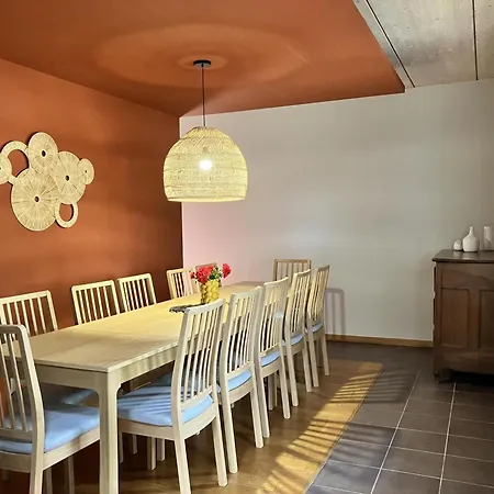 Spacieux A Montbeugny, 14 Pers., Animaux Acceptes - Fr-1-489-593