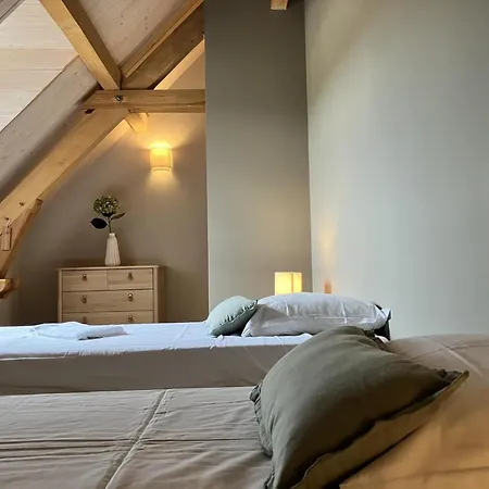 Spacieux A Montbeugny, 14 Pers., Animaux Acceptes - Fr-1-489-593 Dom wakacyjny La Faye (Allier)