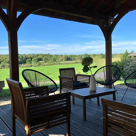 Dom wakacyjny Spacieux A Montbeugny, 14 Pers., Animaux Acceptes - Fr-1-489-593 *