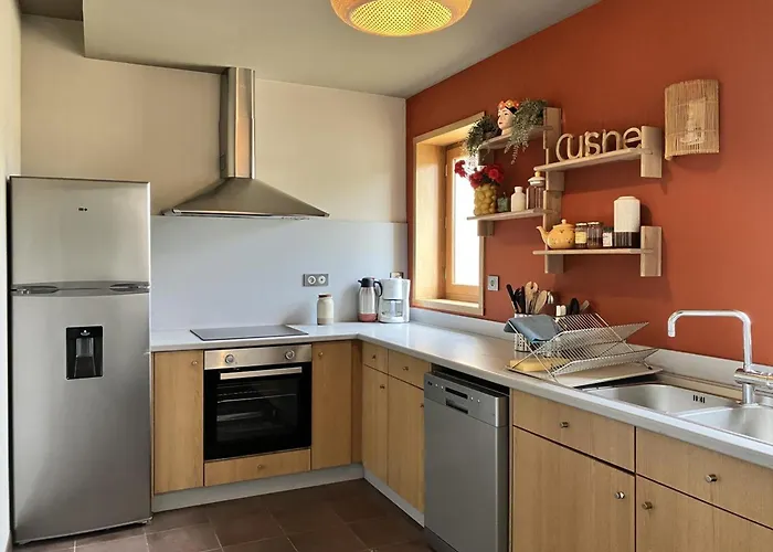 Spacieux A Montbeugny, 14 Pers., Animaux Acceptes - Fr-1-489-593 Holiday home *