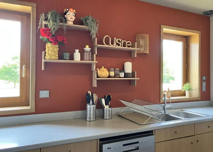 Spacieux A Montbeugny, 14 Pers., Animaux Acceptes - Fr-1-489-593 Holiday home Montbeugny