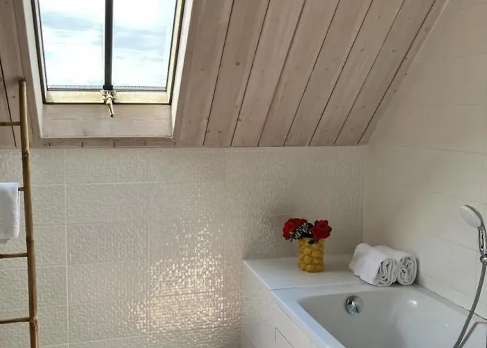 Spacieux A Montbeugny, 14 Pers., Animaux Acceptes - Fr-1-489-593 Holiday home