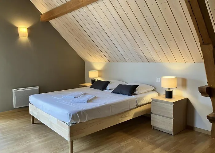 Spacieux A Montbeugny, 14 Pers., Animaux Acceptes - Fr-1-489-593 Holiday home